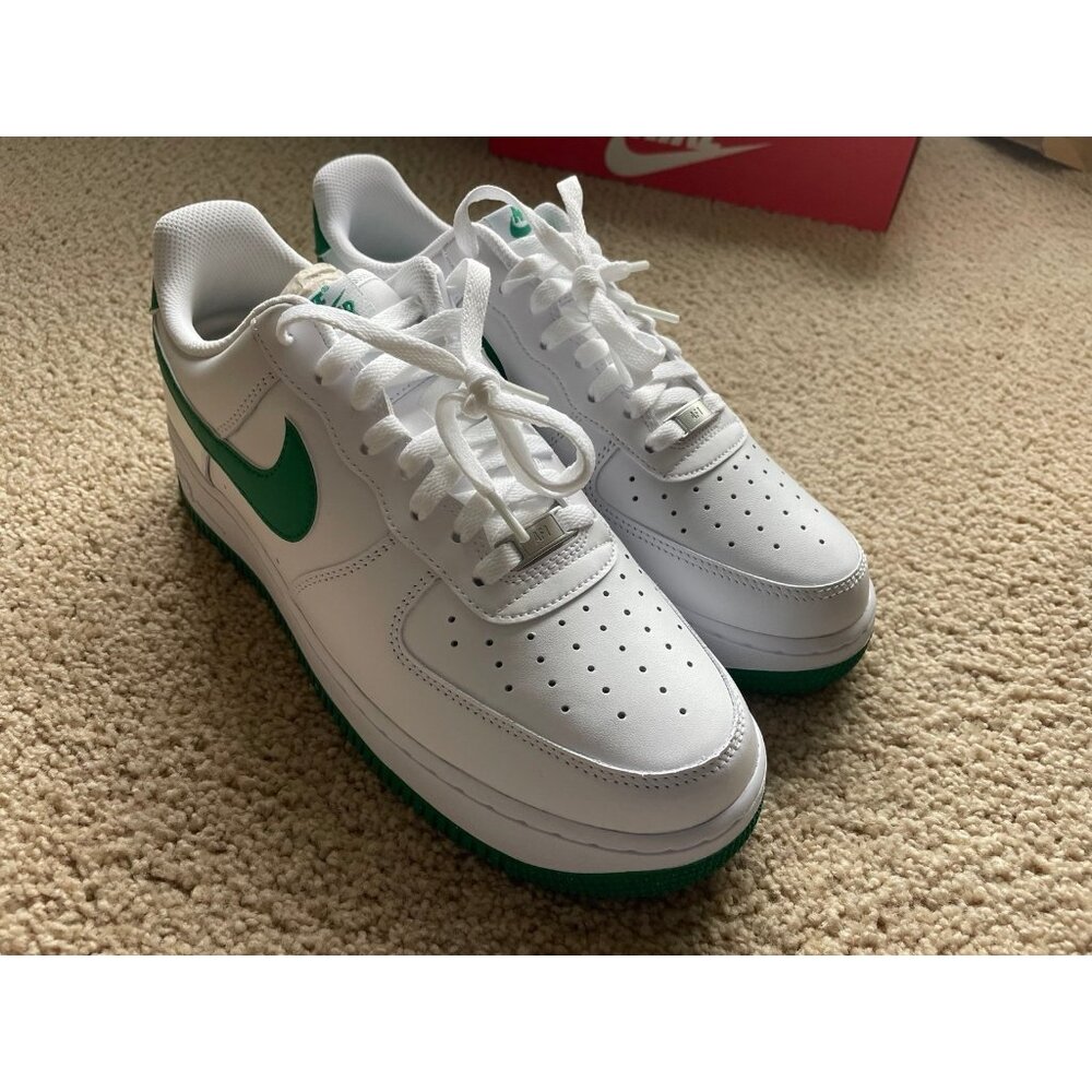 Nike Air Force 1 ‘07 malachite green mens 10 new